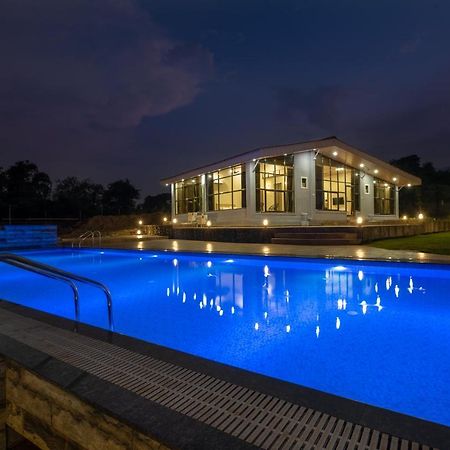 Hillrock Resort & Villas, Neral-Karjat Exteriör bild