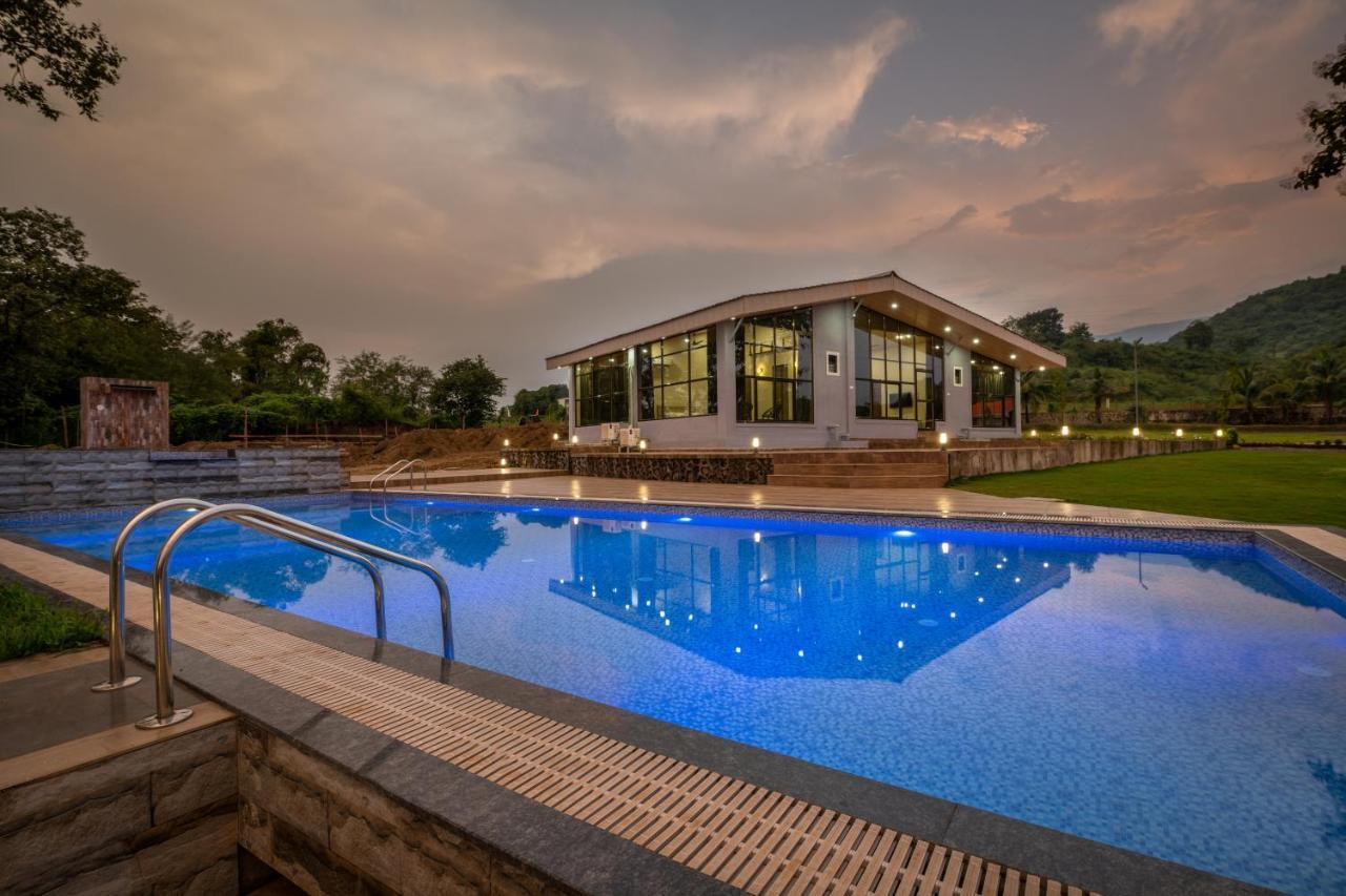 Hillrock Resort & Villas, Neral-Karjat Exteriör bild