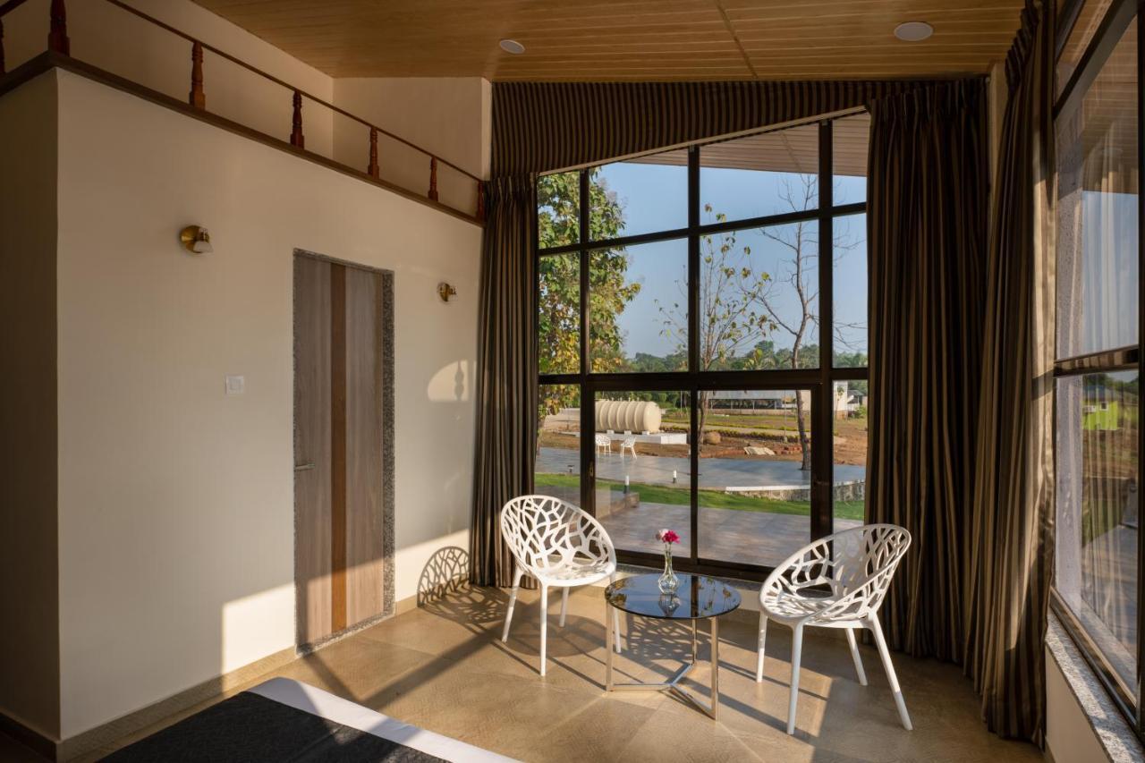 Hillrock Resort & Villas, Neral-Karjat Exteriör bild