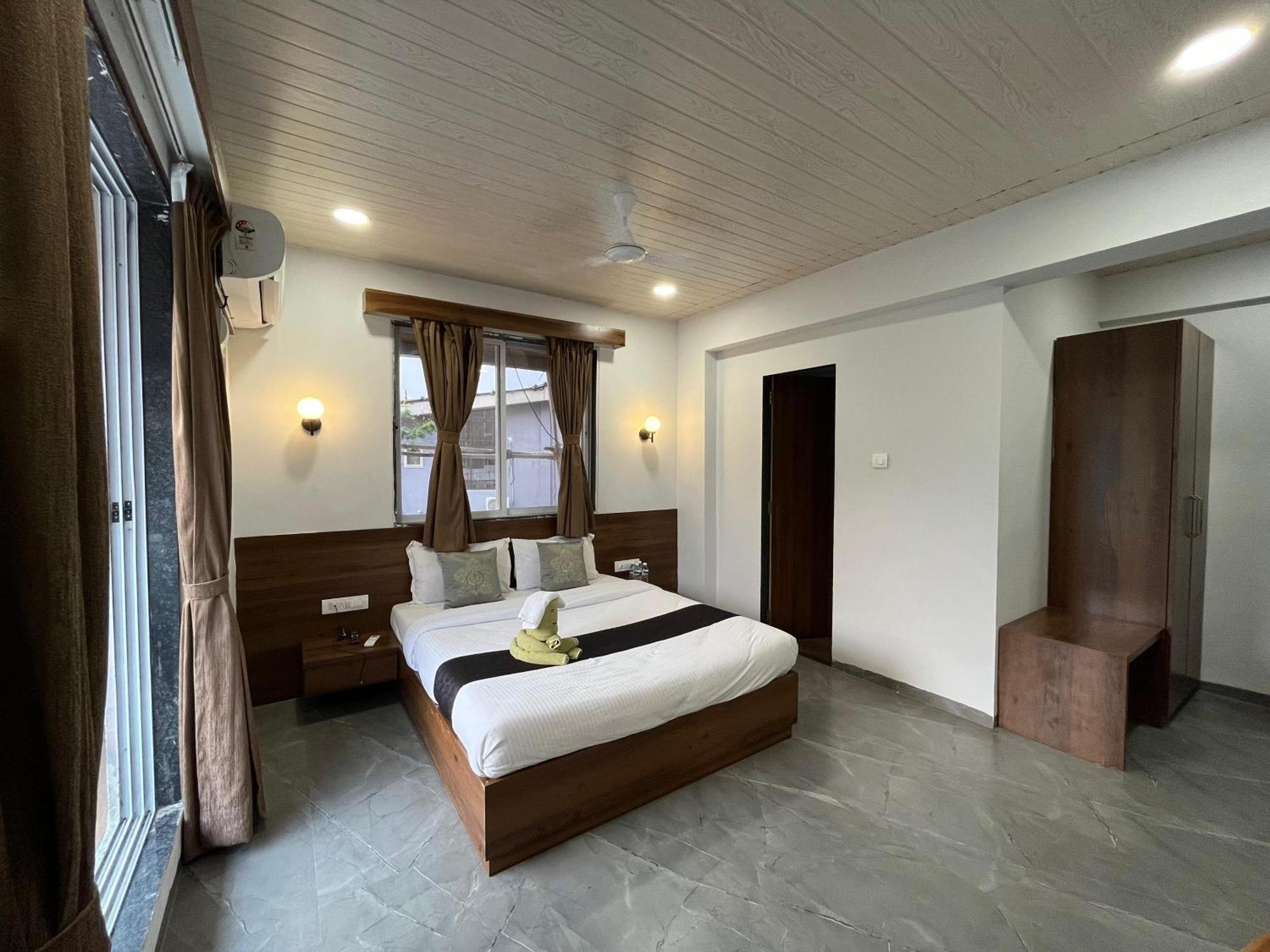 Hillrock Resort & Villas, Neral-Karjat Exteriör bild